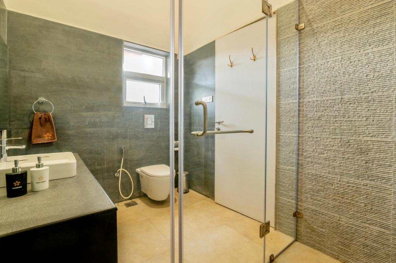 Saffronstays Boulevard Rockhouse - Pool Villa With Amazing Nature Views 로나발라 외부 사진