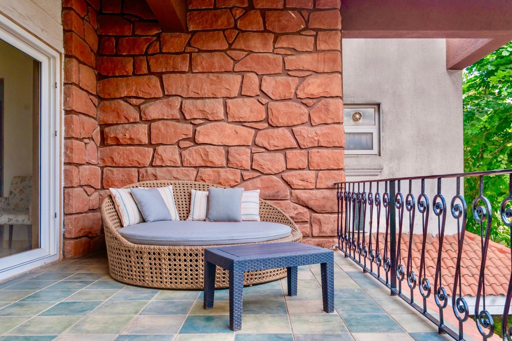 Saffronstays Boulevard Rockhouse - Pool Villa With Amazing Nature Views 로나발라 외부 사진