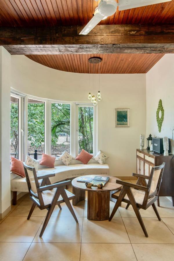 Saffronstays Boulevard Rockhouse - Pool Villa With Amazing Nature Views 로나발라 외부 사진